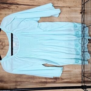 Petal BAY LIGHT BLUE BLOUSE SIZE SMALL